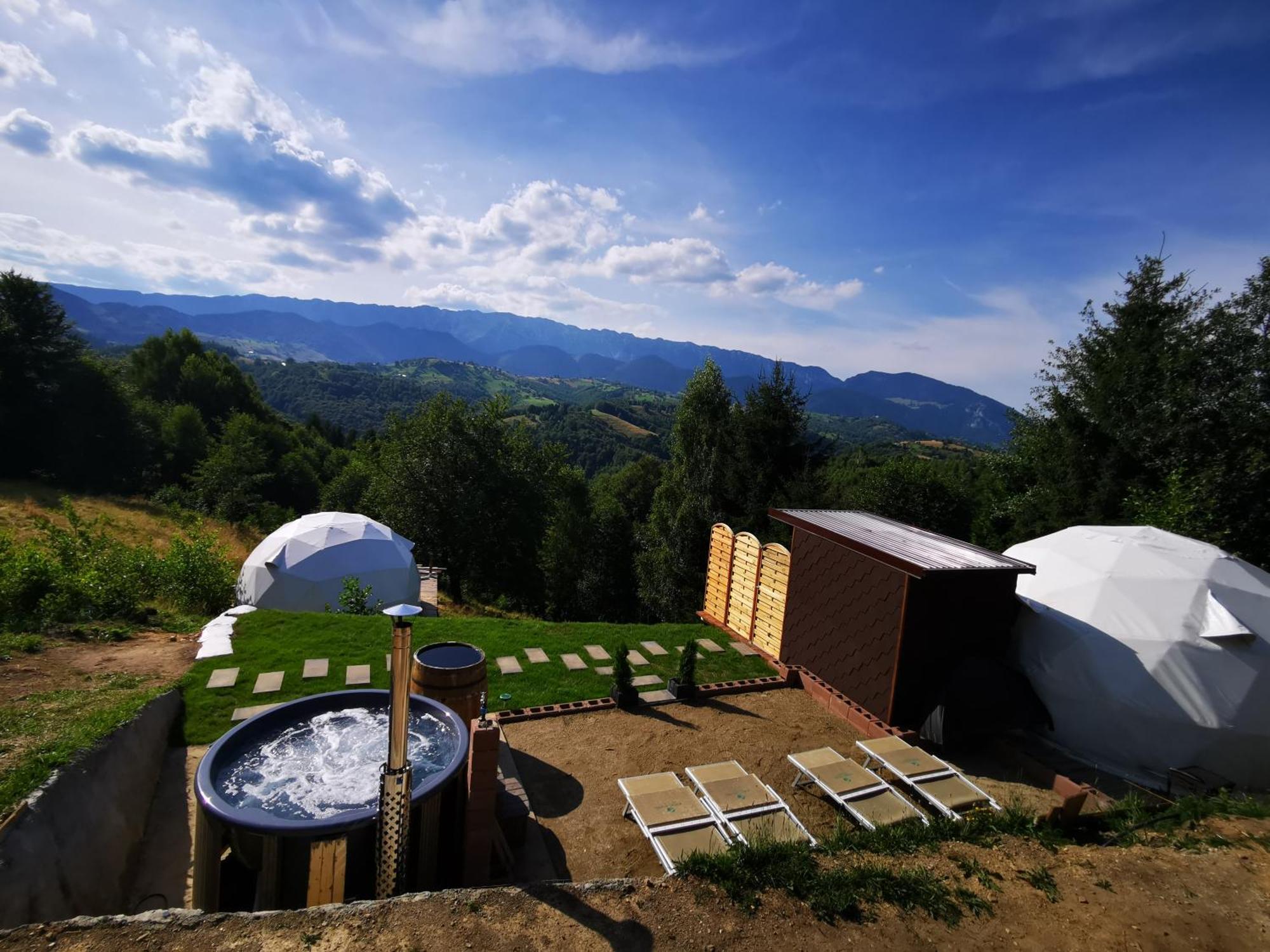 Hotel Glamping Zazen Drumu Carului Exteriér fotografie