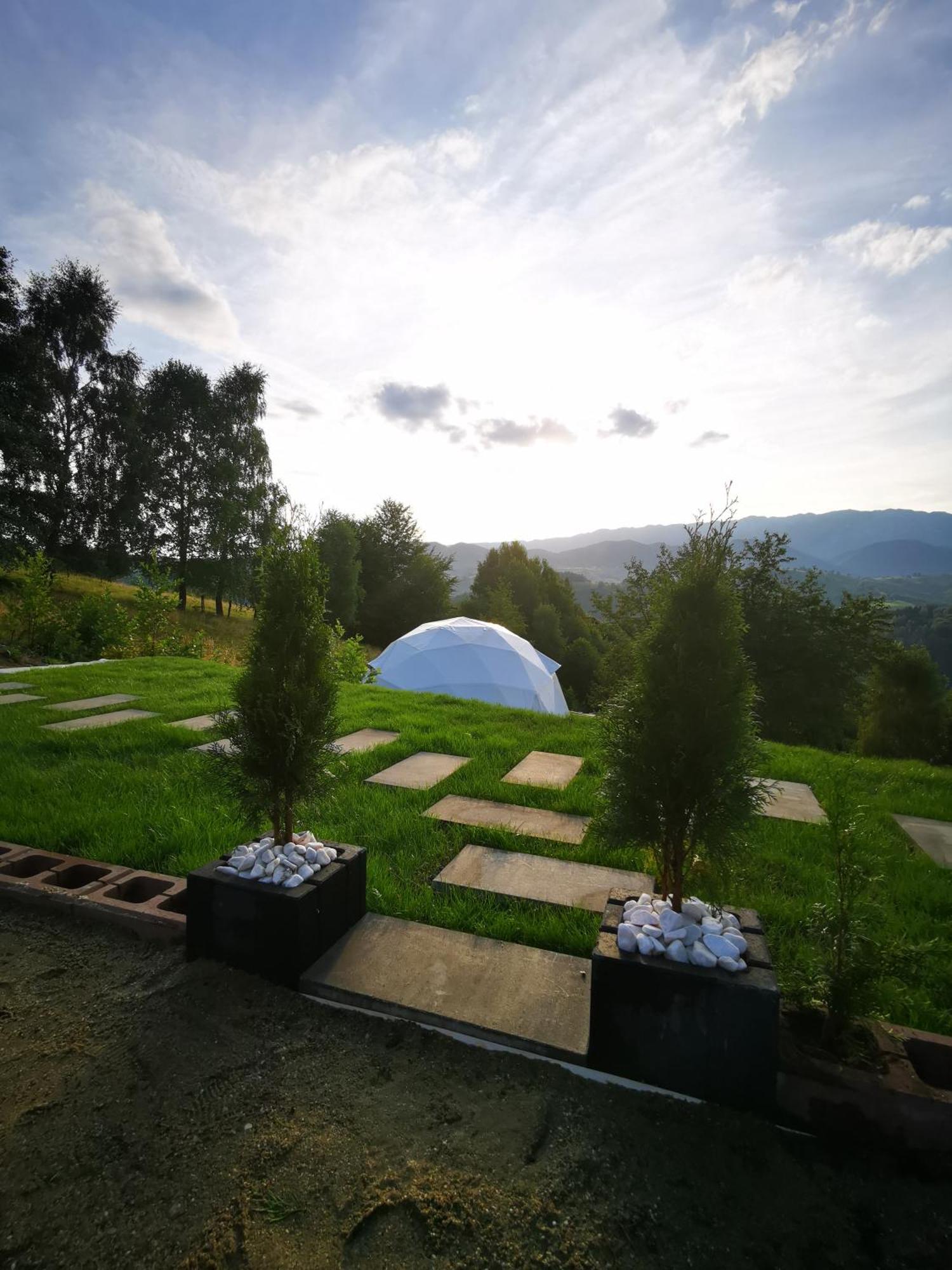 Hotel Glamping Zazen Drumu Carului Exteriér fotografie